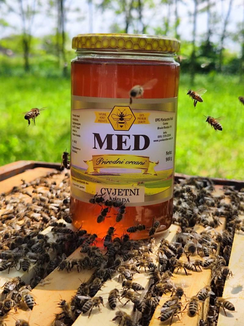 Med Cvjetni 900g